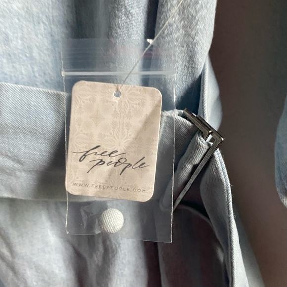 Free People Ora Denim Mini Stylish Two Toned Light Blue Belted Mini Dress Sz L - Picture 13 of 16